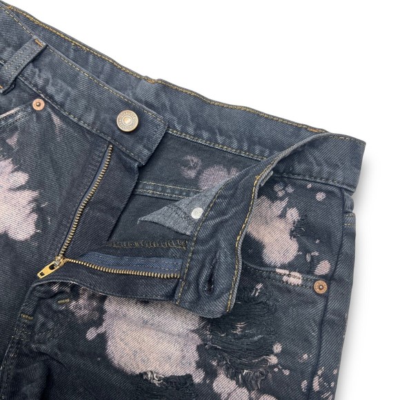 Levis Women Student Fit Denim Jean Short 28 Black Distressed Vintage 80s Cut Off - Picture 3 of 5